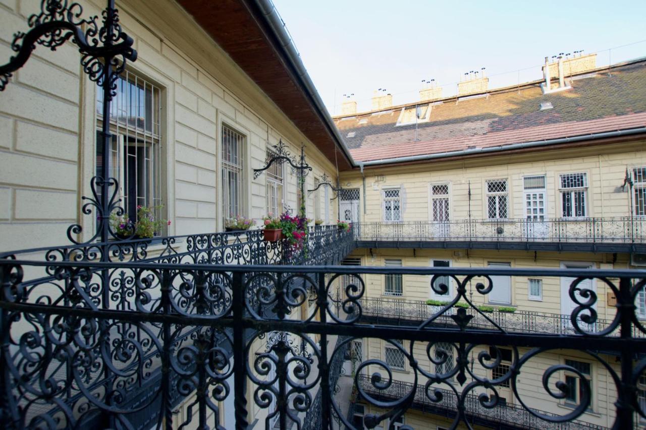 Standard Apartment By Hi5 - Nyugati Square Budapest Exterior foto